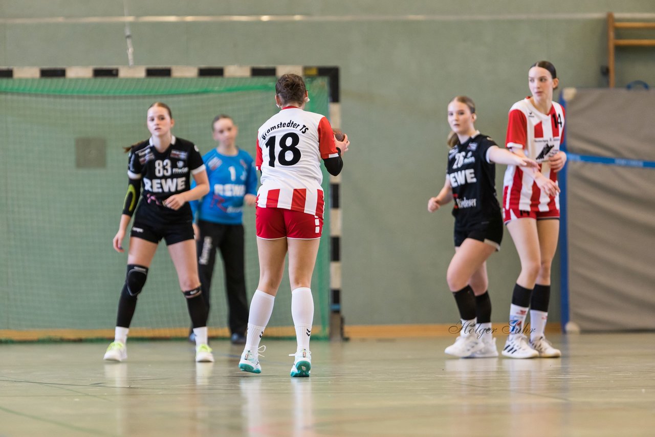 Bild 129 - wBJ SV Henstedt Ulzburg - Bramstedter TS : Ergebnis: 27:15